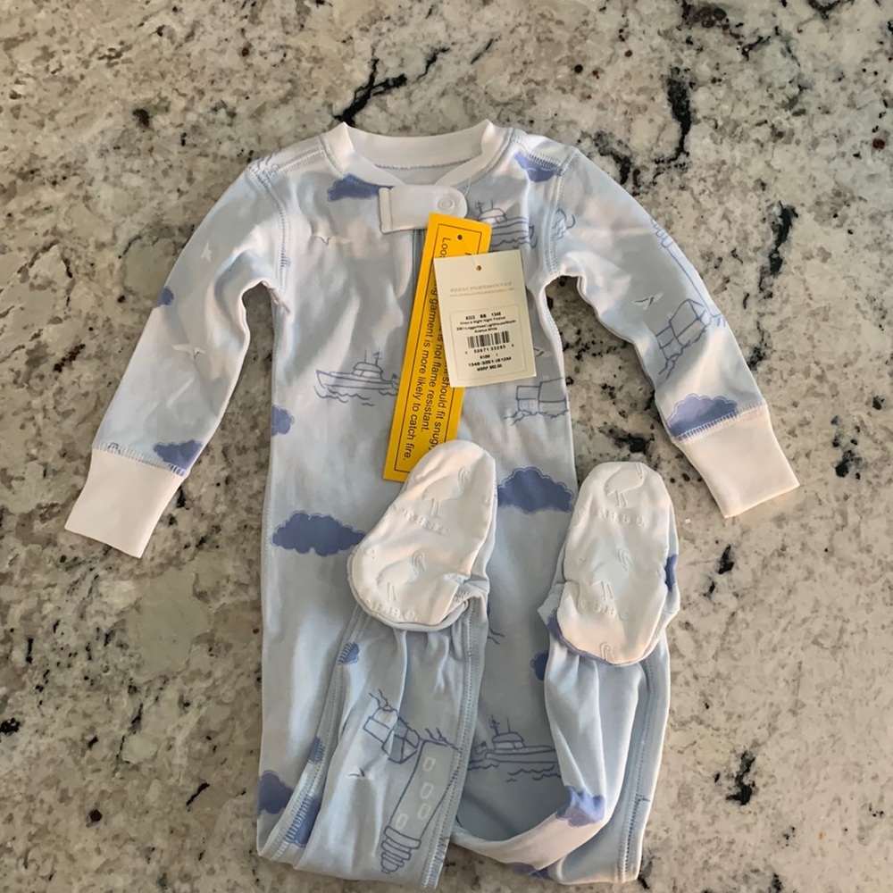 TBBC footed onesie 6-12m -nwt